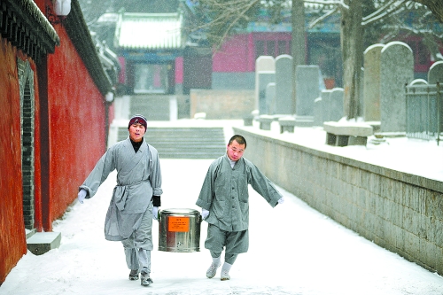 少林寺施臘八粥