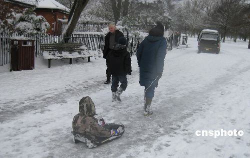 英國 倫敦 暴雪 公共交通 癱瘓