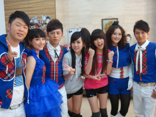 ѩ̰08˪ ¼p̥ BY2M 16δ 옷󱾠I ݋