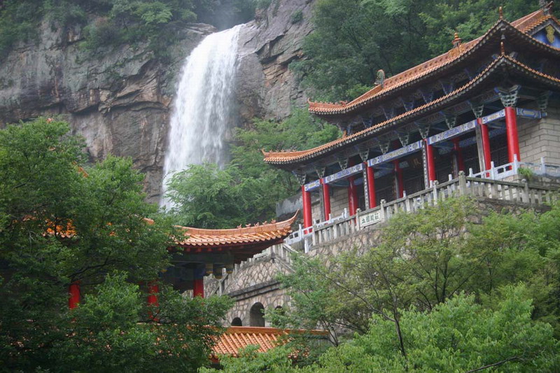 河南素享盛名的七大名剎