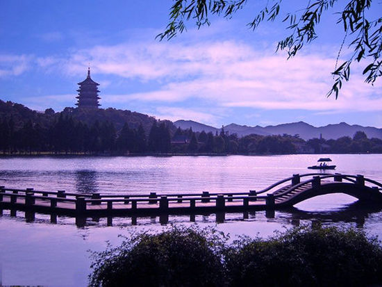 享受這個(gè)春天 盤(pán)點(diǎn)自駕游必去的城市